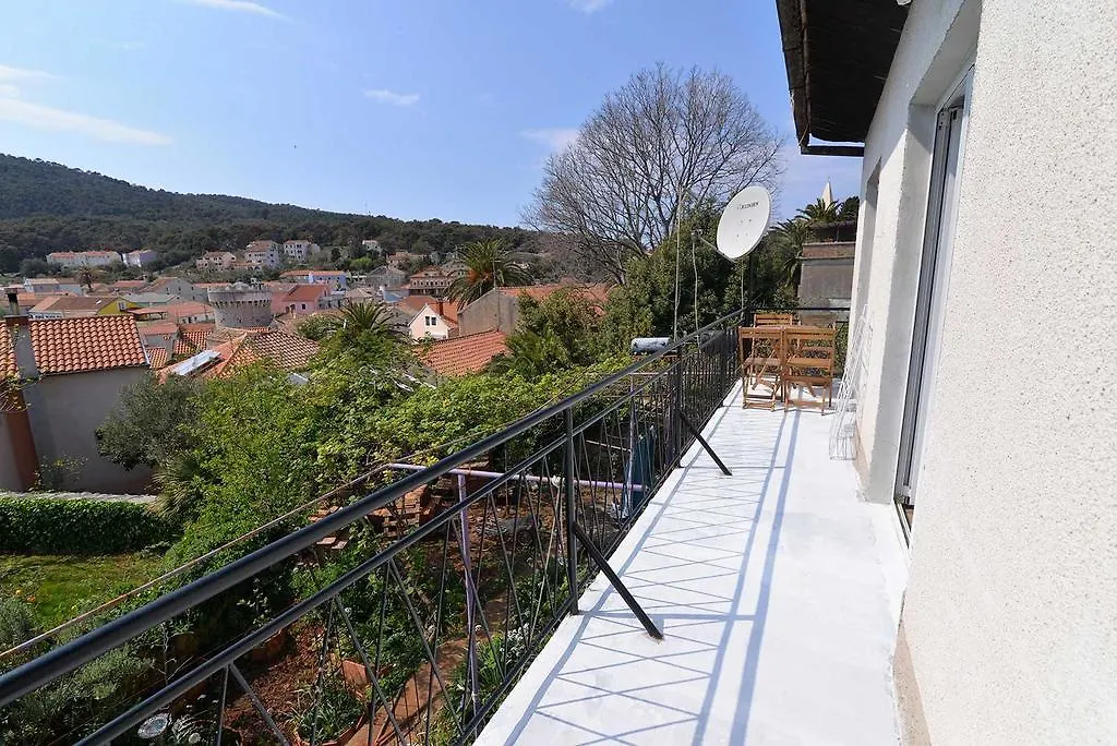 Nautilus Veli Losinj Apartment